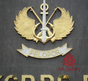 Kerajinan Kuningan Logo Kepolisian Negara Republik Indonesia Kerajinan Kuningan Logo Kepolisian Negara Republik Indonesia